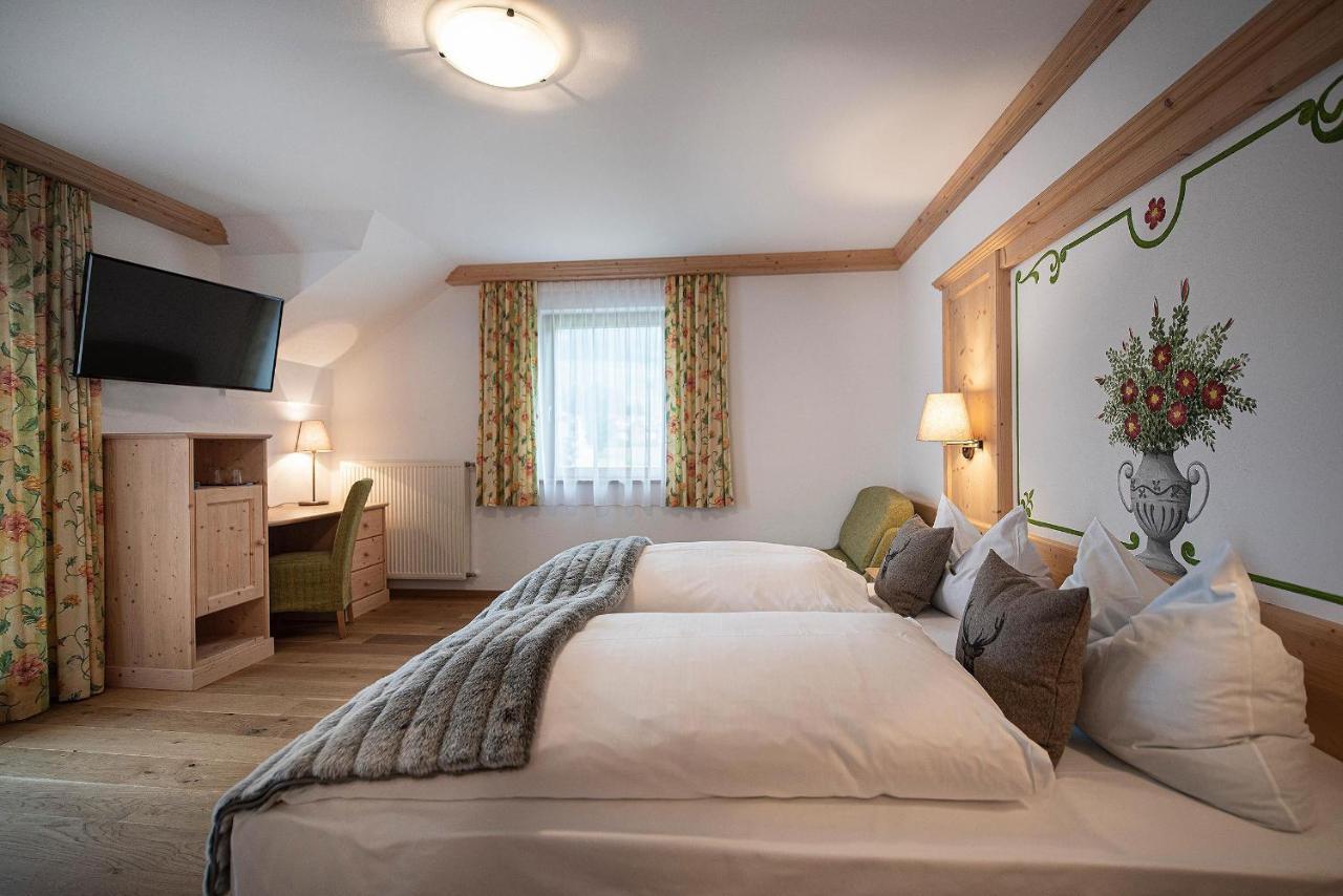 Hotel Cristallo ドッビアーコ エクステリア 写真