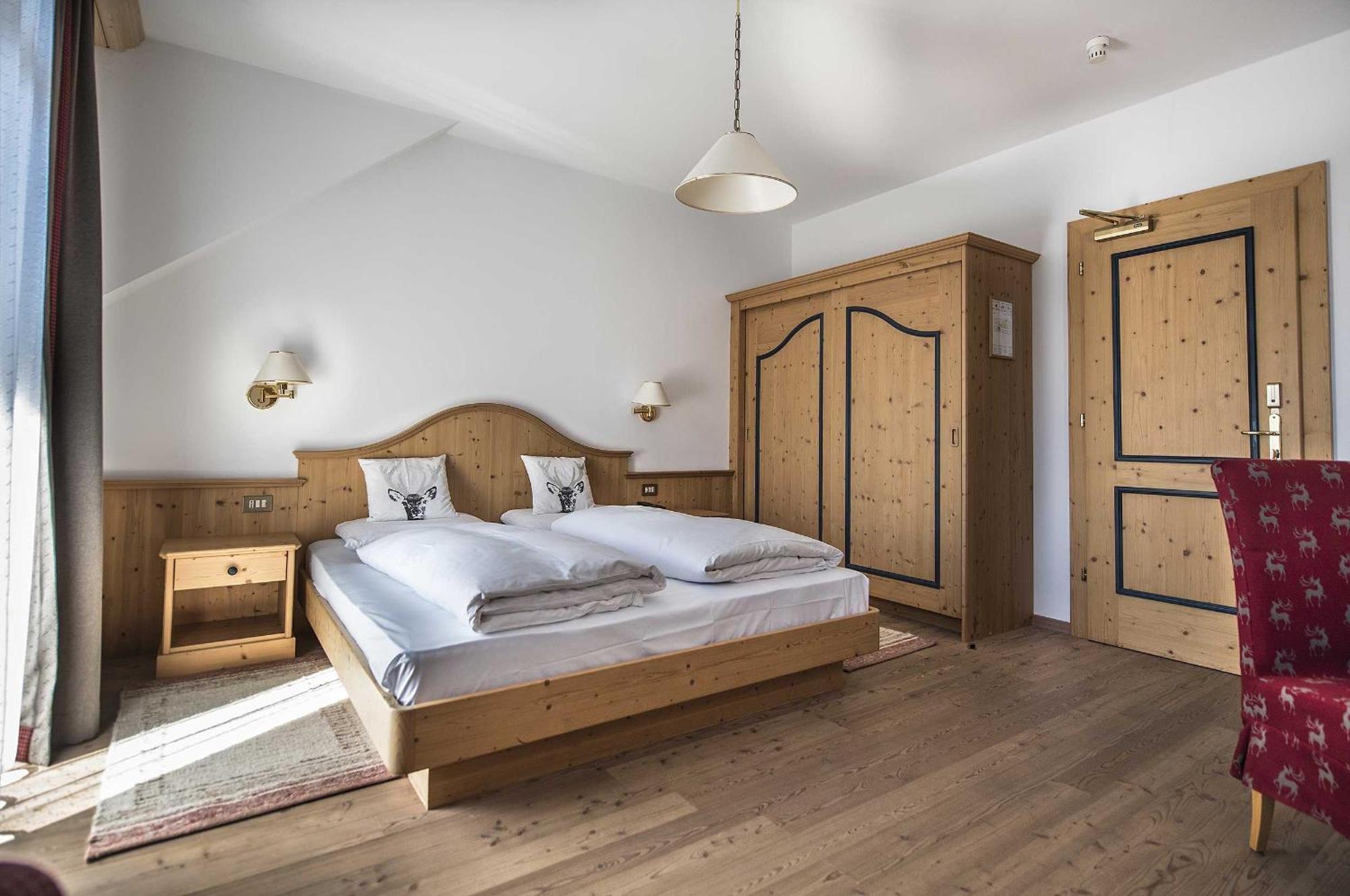 Hotel Cristallo ドッビアーコ 部屋 写真