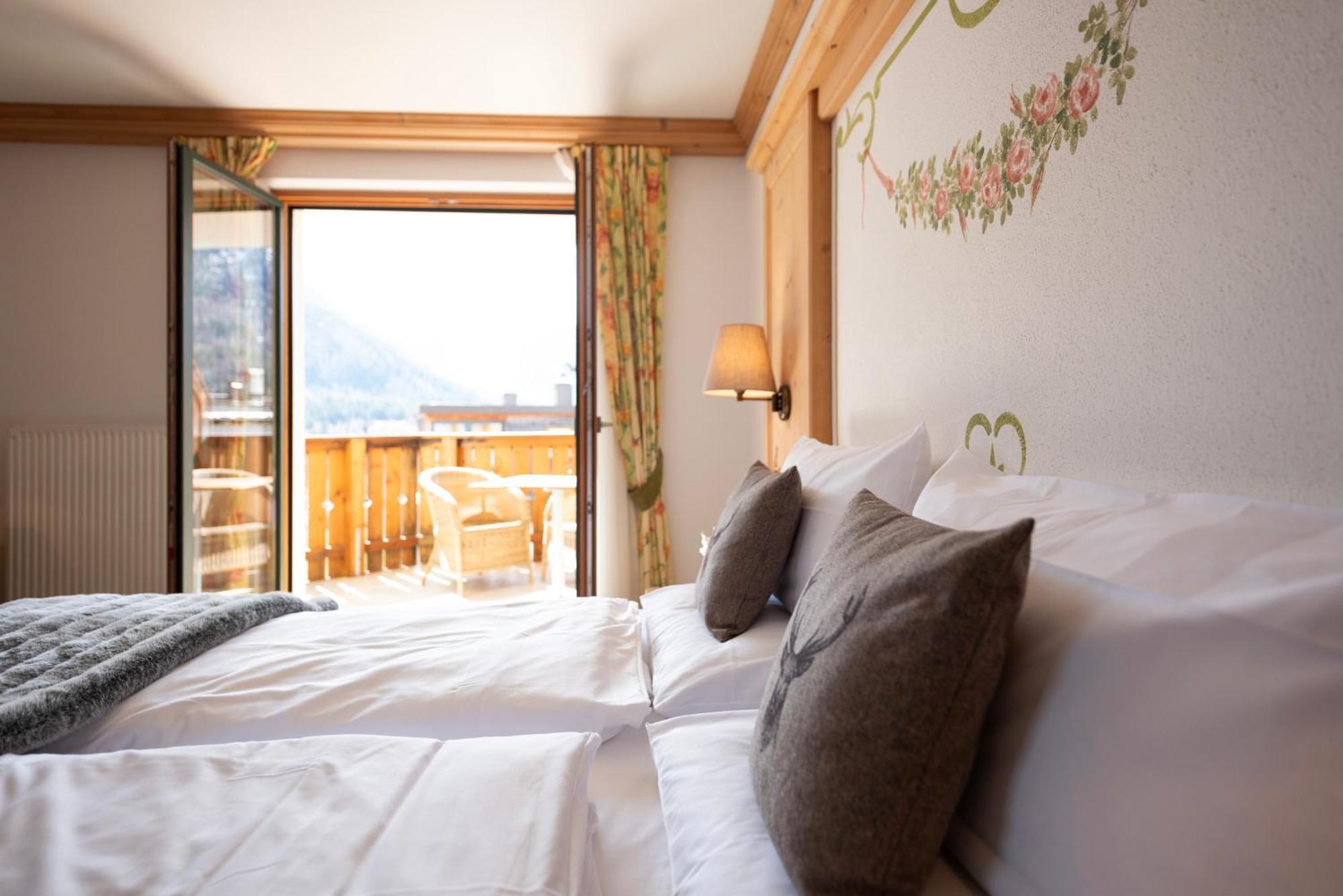 Hotel Cristallo ドッビアーコ エクステリア 写真