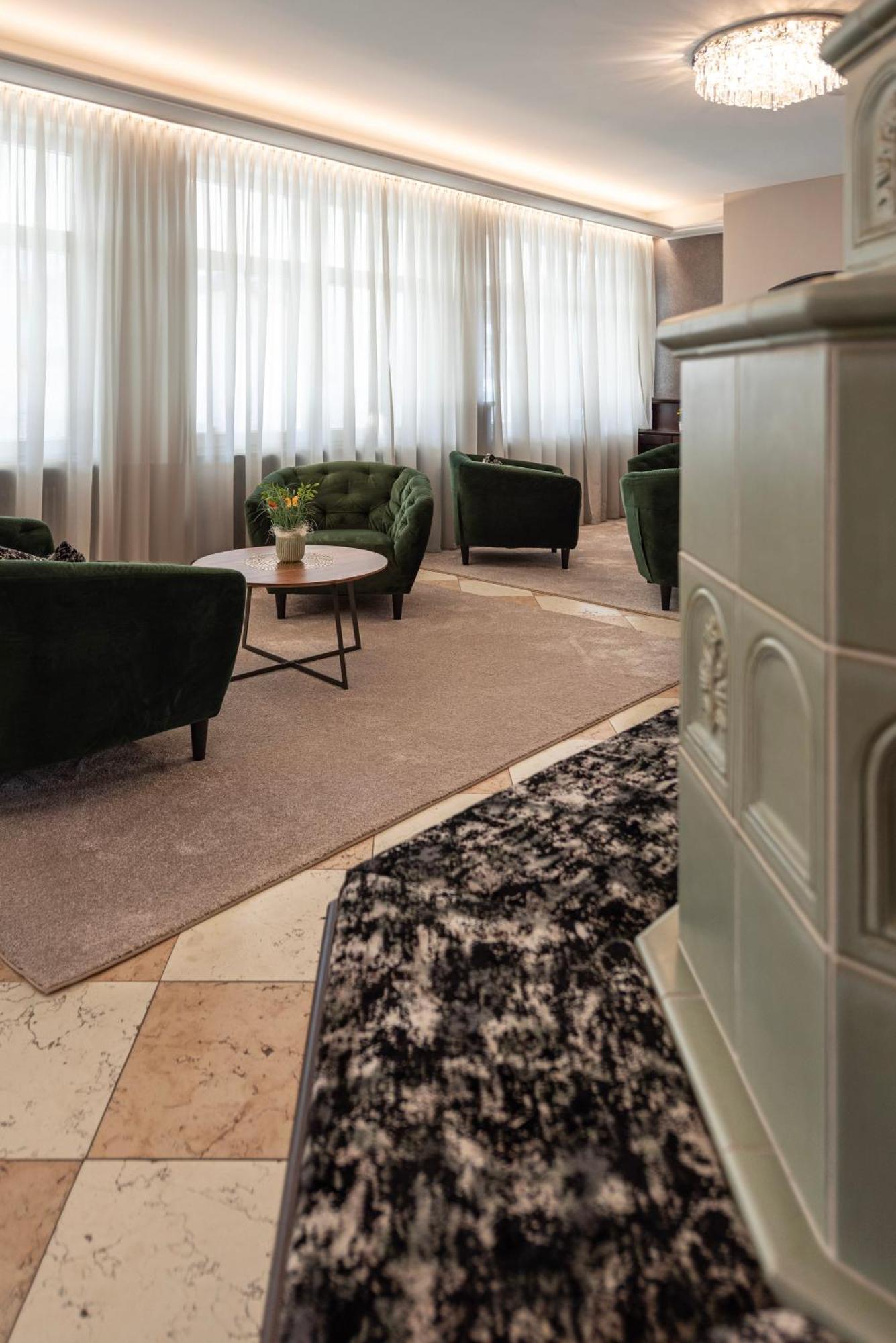 Hotel Cristallo ドッビアーコ エクステリア 写真