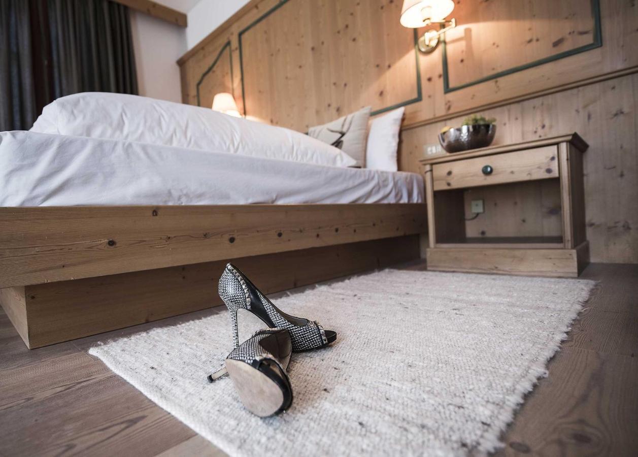 Hotel Cristallo ドッビアーコ エクステリア 写真